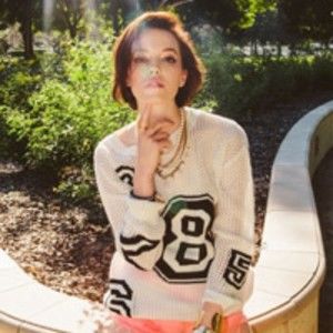 Meet your Posher, Isaacs